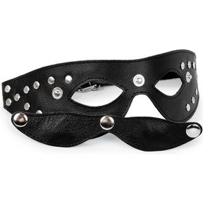  Черная маска со съемными шорами на заклепках 