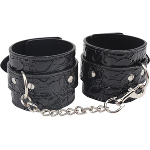  Черные наручники Be good Wrist Cuffs 