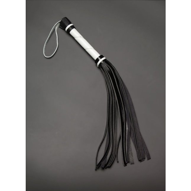 Гладкая плеть-флогер с черными хвостами - 40 см - BDSM accessories