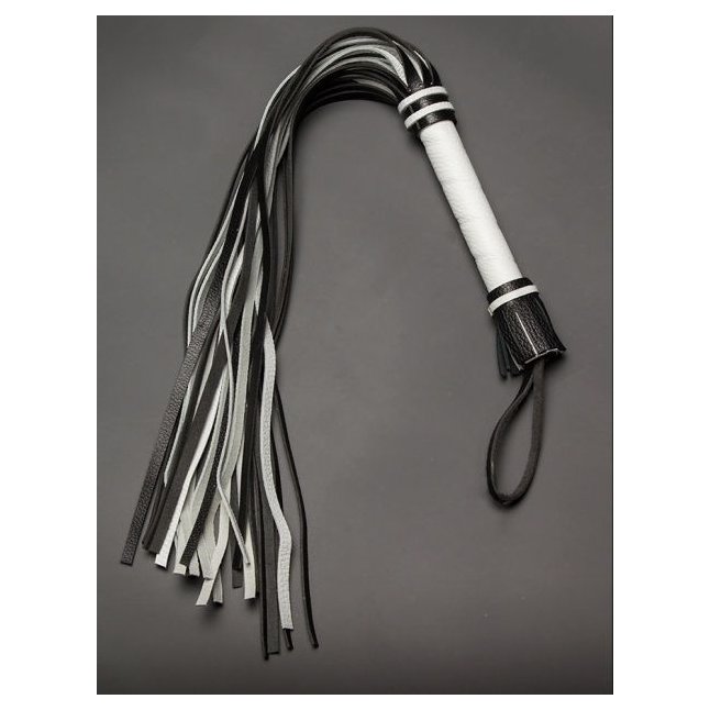 Чёрно-белая многохвостая плеть - 65 см - BDSM accessories