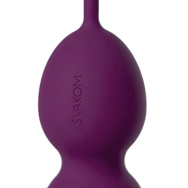 Набор фиолетовых вагинальных шариков Nova Ball со смещенным центром тяжести. Фотография 11.