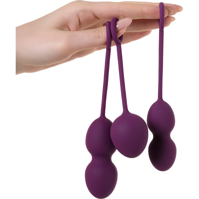 Набор фиолетовых вагинальных шариков Nova Ball со смещенным центром тяжести. Фотография 5.