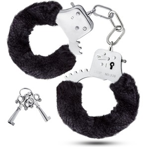  Черные игровые наручники Cuffs 