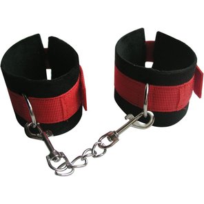  Черно-красные наручники из текстиля с цепочкой на карабине 