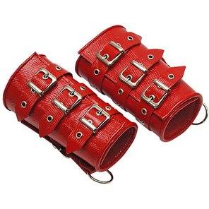  Красные кожаные манжеты 