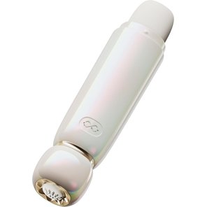  Бежевый вакуумный стимулятор клитора Lia 