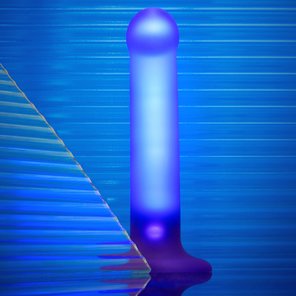  Светящийся фаллоимитатор Strap-on-me Glow-Led Dildo size M 
