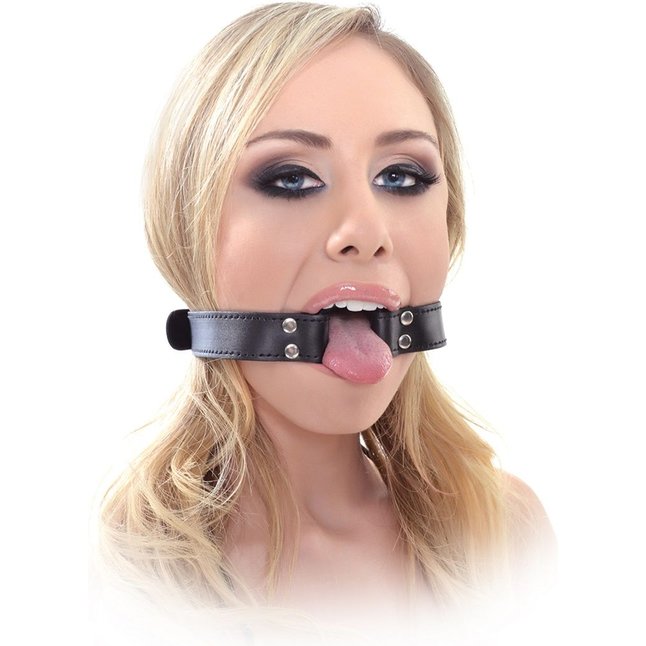 Чёрный кляп-кольцо Beginner s Open Mouth Gag - Fetish Fantasy Series. Фотография 2.