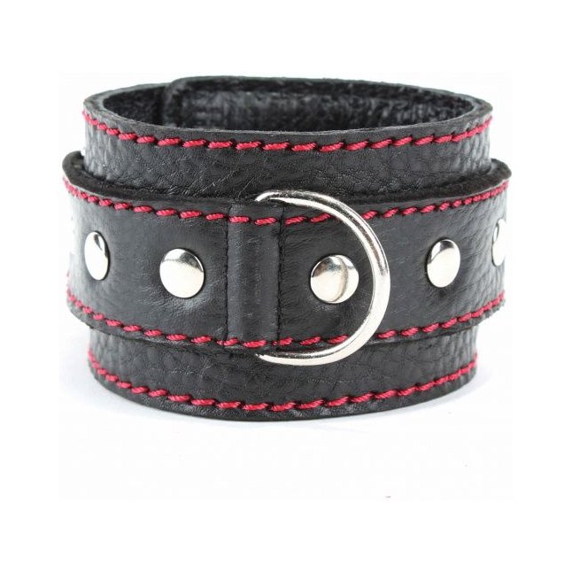 Черные наручники из натуральной кожи с красной строчкой. Фотография 7.