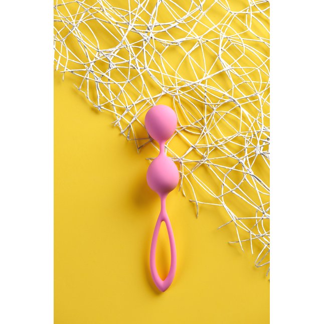 Розовые силиконовые вагинальные шарики с ограничителем-петелькой. Фотография 5.
