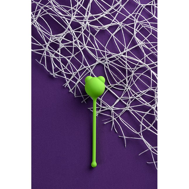 Зеленый силиконовый вагинальный шарик A-Toys с ушками. Фотография 5.