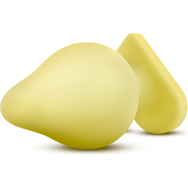 Желтая анальная пробка с основанием-сердечком Naughtier Candy Heart Fill Me Up - 8,9 см - Play With Me. Фотография 4.