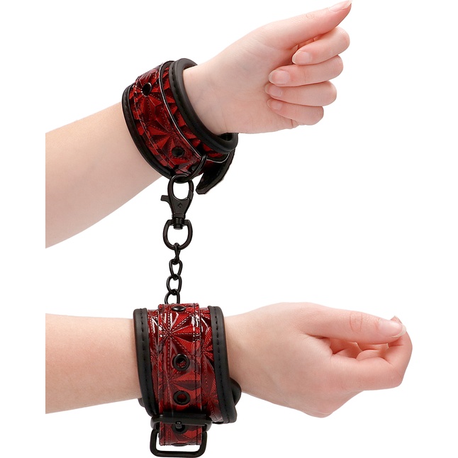 Красно-черные наручники Luxury Hand Cuffs - Ouch!. Фотография 5.