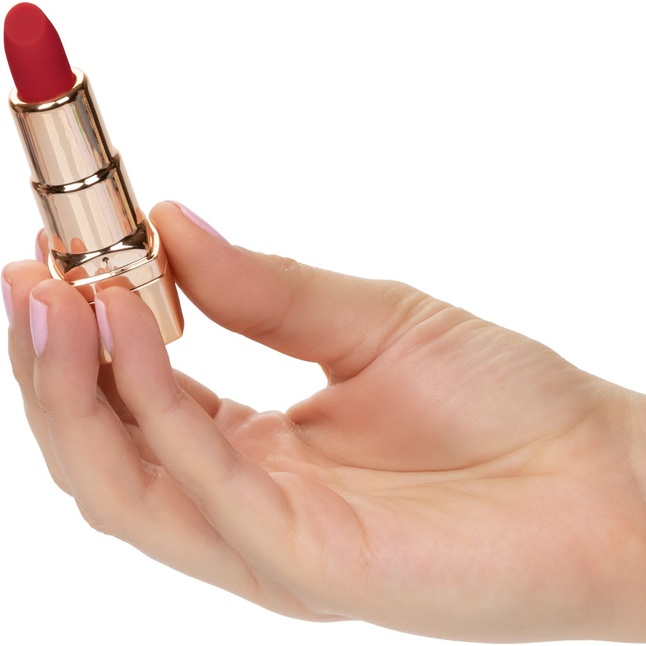 Золотистый вибратор-помада с красным мягким кончиком Hide Play Rechargeable Lipstick. Фотография 6.