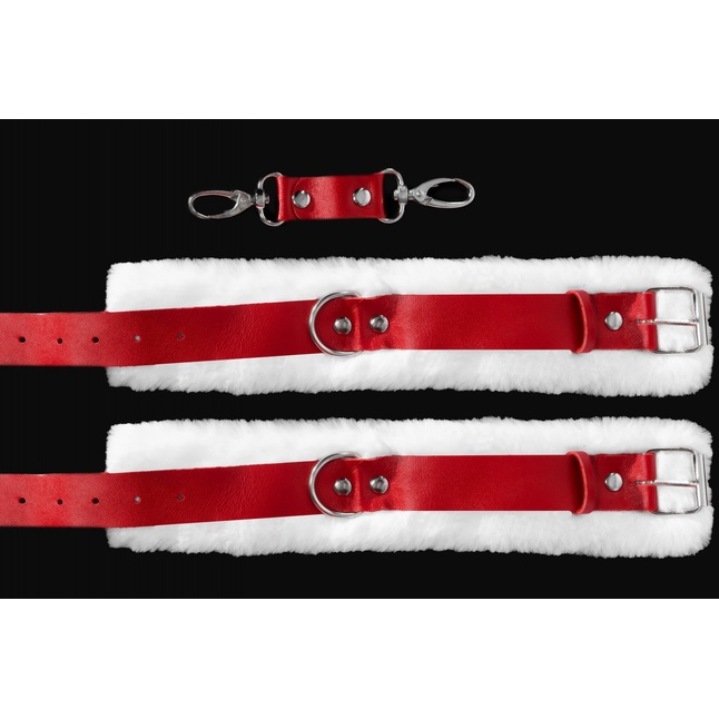 Бело-красные наручники из натуральной кожи с нежным мехом - BDSM Арсенал. Фотография 4.