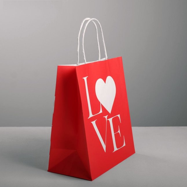 Бумажный пакет LOVE - 22 х 25 см - Дарите Счастье