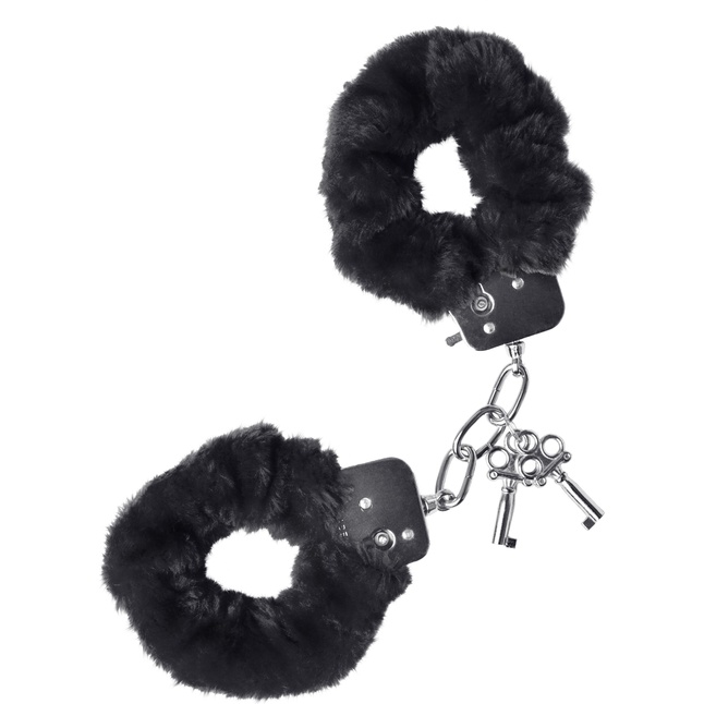 Черные меховые наручники с металлическим крепежом