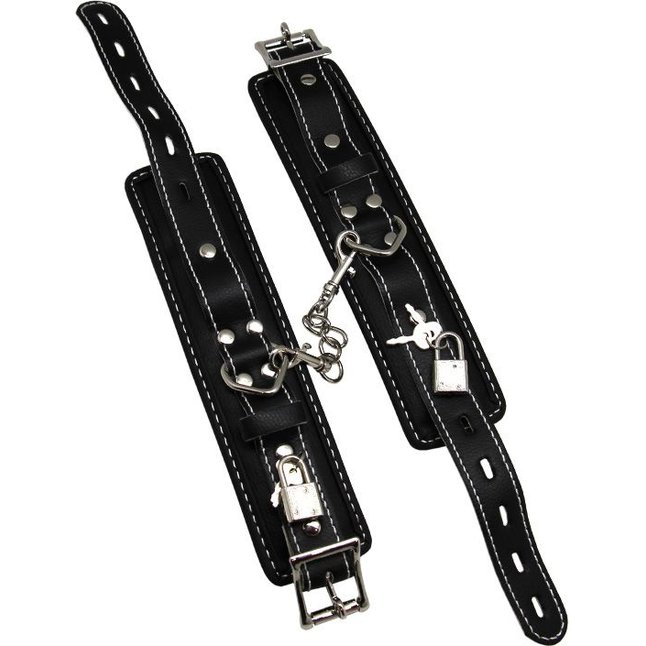 Черные регулируемые наручники с подкладом на карабинах. Фотография 5.