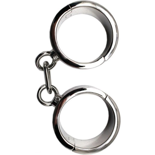 Серебристые гладкие металлические наручники с ключиком. Фотография 7.