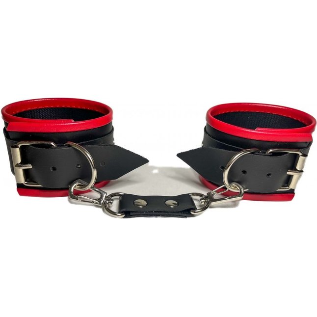 Черно-красные наручники из эко-кожи. Фотография 2.