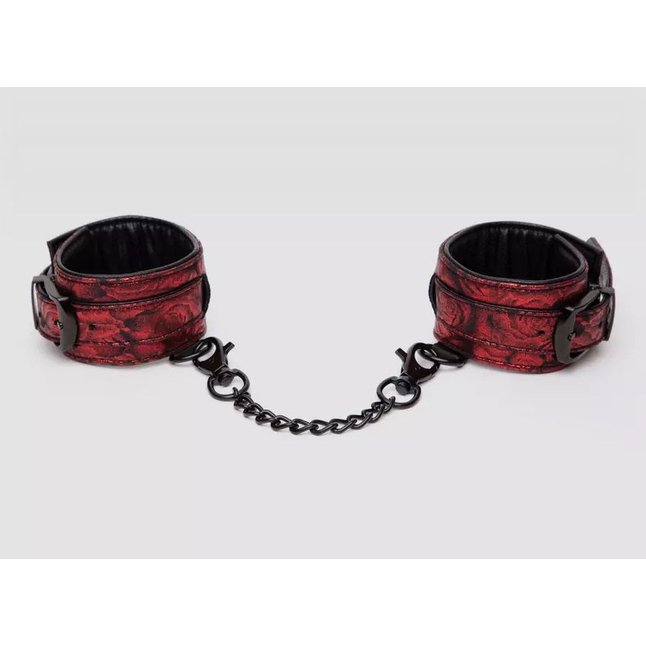 Красно-черные наручники Reversible Faux Leather Wrist Cuffs - Sweet Anticipation. Фотография 3.