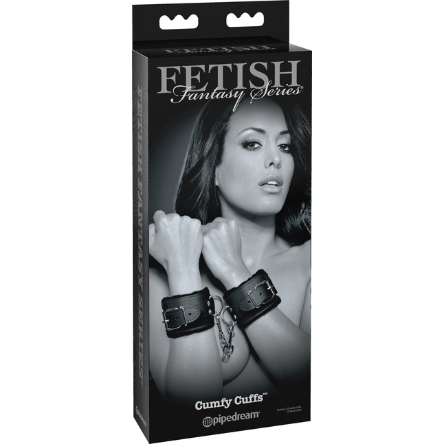 Чёрные наручники с меховой изнанкой Cumfy Cuffs - Fetish Fantasy Limited Edition. Фотография 7.