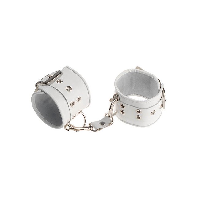 Белые кожаные наручники с двумя карабинами на концах - BDSM accessories