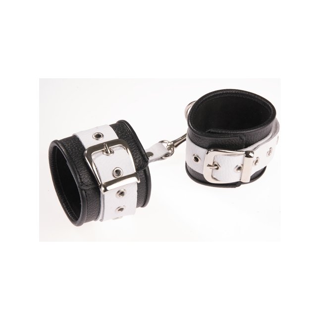 Чёрно-белые кожаные наручники с ремешком с двумя карабинами - BDSM accessories