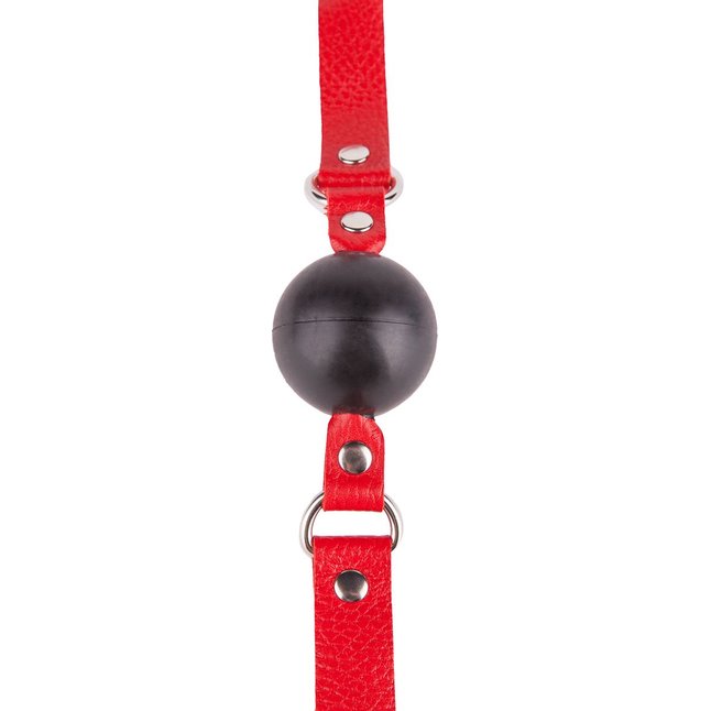 Чёрный кляп-шар с красным ремешком - BDSM accessories. Фотография 7.