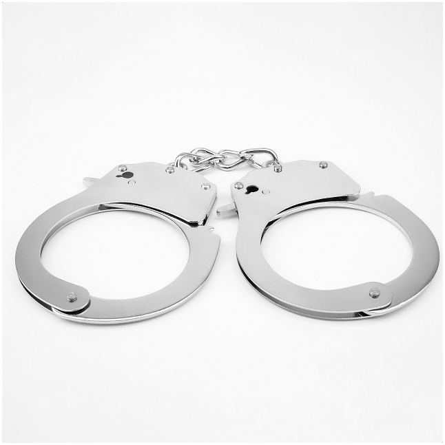Металлические наручники Luv Punish Cuffs - Hi-Basic