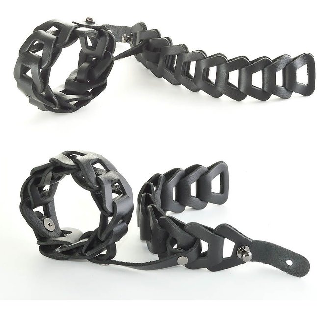 Черные кожаные наручники Клеопатра - BDSM accessories. Фотография 7.