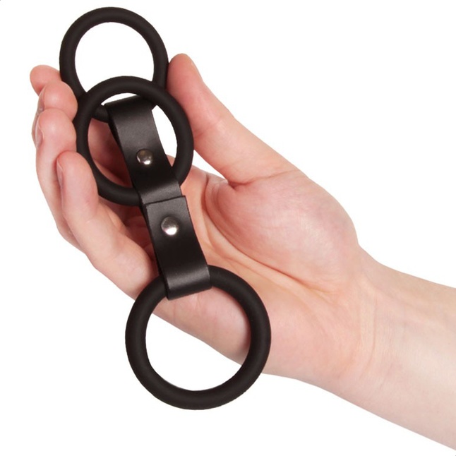 Черное тройное эрекционное кольцо с ремешком - SEX EXPERT. Фотография 2.