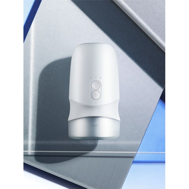 Белый автоматический мастурбатор Extra Sauce. Фотография 4.