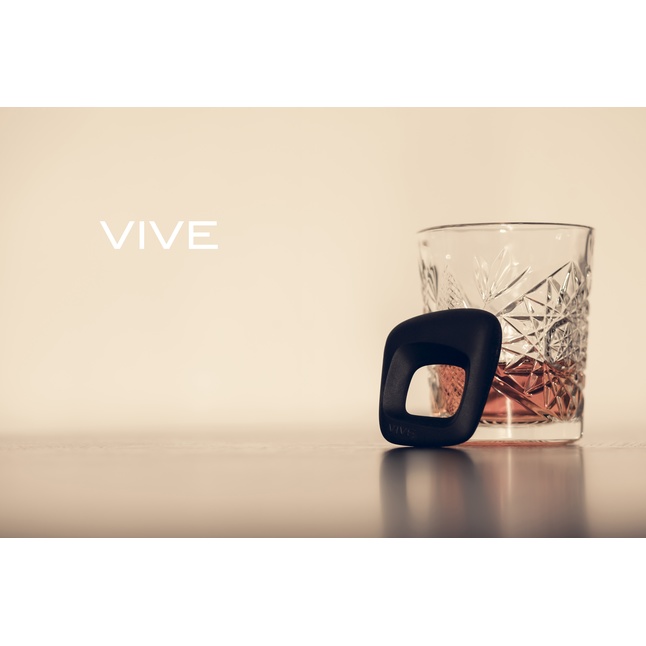 Черное эрекционное вибрирующее кольцо Senca - Vive. Фотография 3.