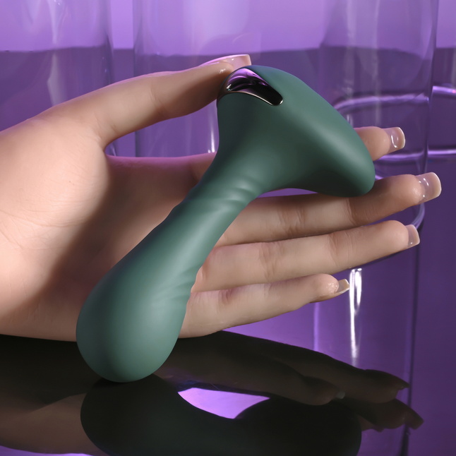 Изумрудный вибромассажёр простаты Goes Anywhere - 12,3 см. Фотография 11.