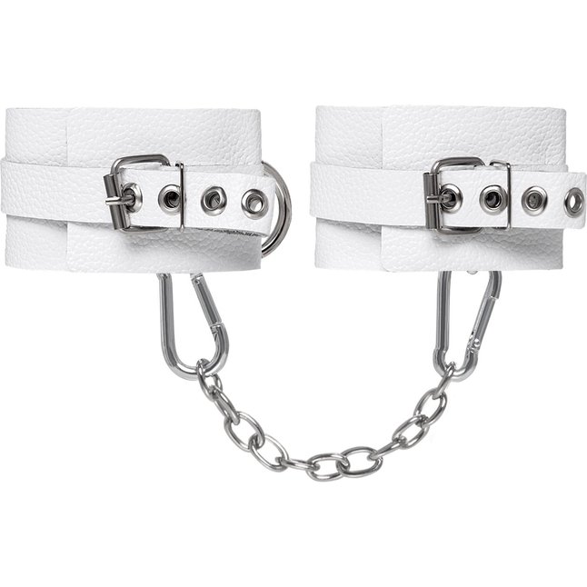 Белые мягкие кожаные наручники с люверсами. Фотография 3.