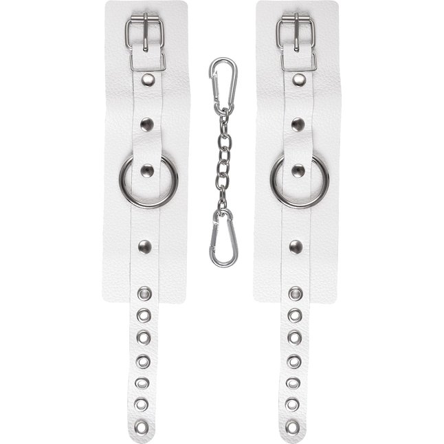 Белые мягкие кожаные наручники с люверсами. Фотография 5.