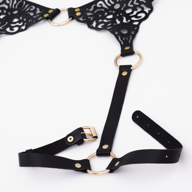 Резные гартеры с золотистой фурнитурой. Фотография 5.