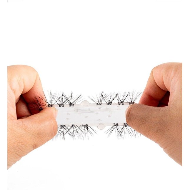 Эластичное эрекционное кольцо с черными «ресничками». Фотография 8.