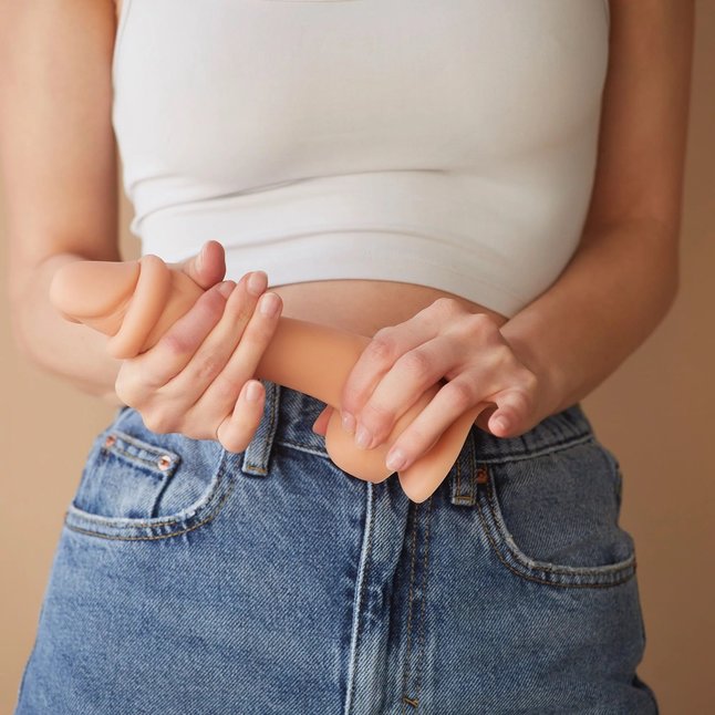 Телесный фаллоимитатор Sliding Skin Realistic Dildo XXL с подвижной кожей - 20 см. Фотография 4.