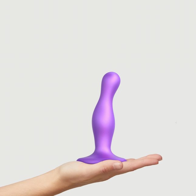 Фиолетовая насадка Strap-On-Me Dildo Plug Curvy size S. Фотография 2.