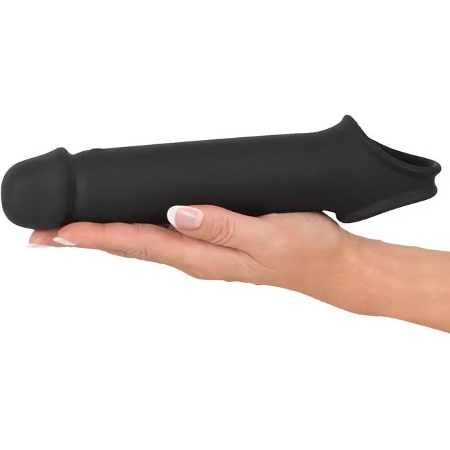 Черная вибронасадка для пениса с хомутом для мошонки и пультом ДУ Remote Controlled Penis Extension - Rebel. Фотография 4.