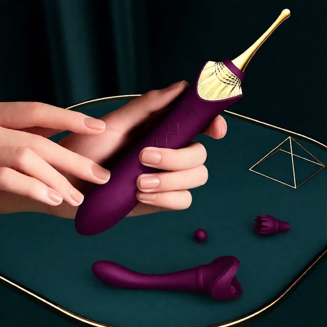 Фиолетовый клиторальный вибростимулятор с насадками Bess. Фотография 3.