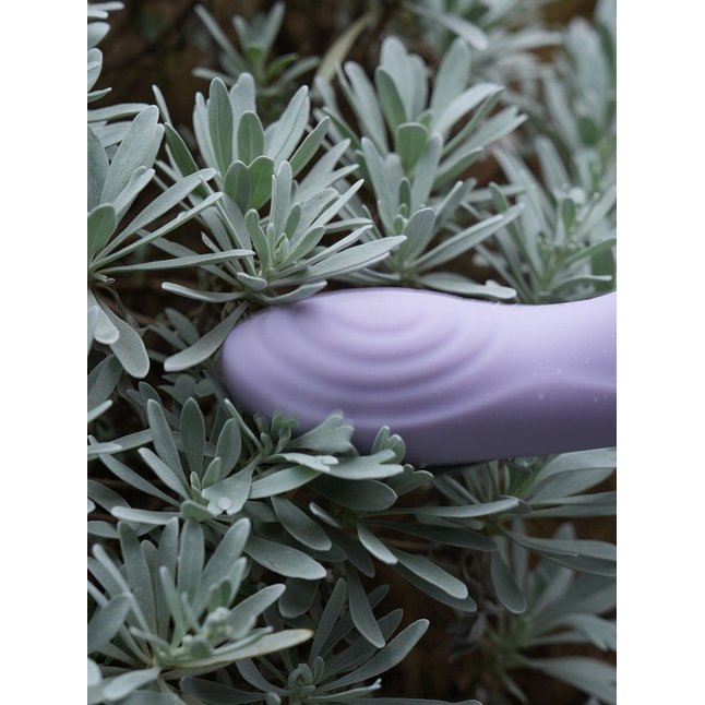 Сиреневый интерактивный вибромассажёр Selena с поступательными движениями и нагревом - 21 см. Фотография 12.