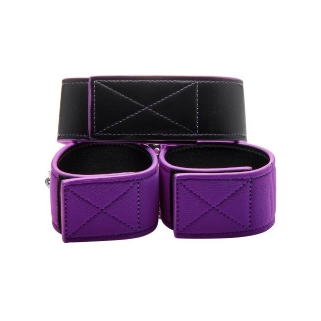 Чёрно-фиолетовый двусторонний ошейник с наручниками Reversible Collar and Wrist Cuffs - Ouch!. Фотография 2.