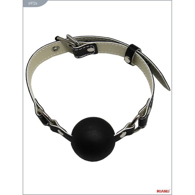 Набор чёрных кожаных БДСМ-аксессуаров: наручники, наножники, ошейник с поводком, кляп - MJANU. Фотография 2.