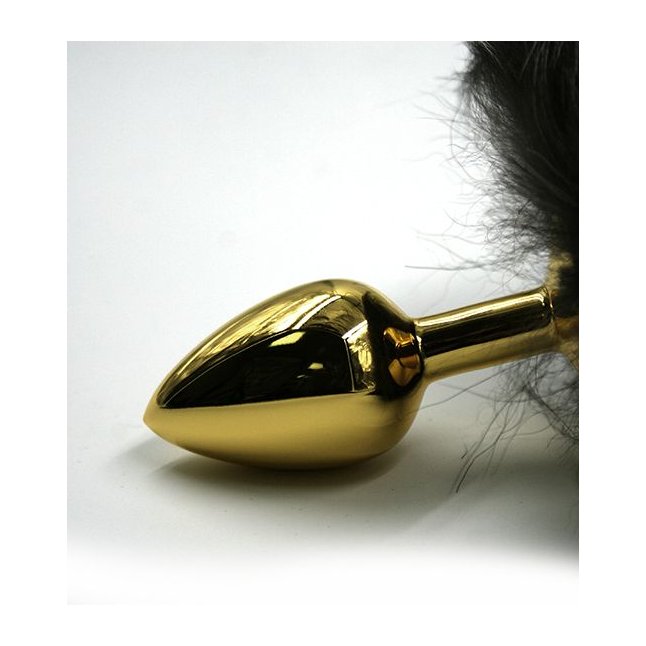 Золотистая алюминиевая анальная пробка с чёрным хвостом из натурального меха - Kanikule anal plugs. Фотография 3.