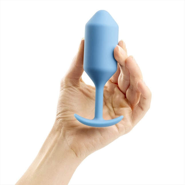 Голубая пробка для ношения B-vibe Snug Plug 3 - 12,7 см. Фотография 3.