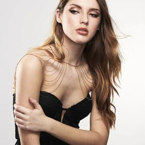  Золотистое украшение на плечи Magnifique Metallic Chain Shoulders Back Jewelry 