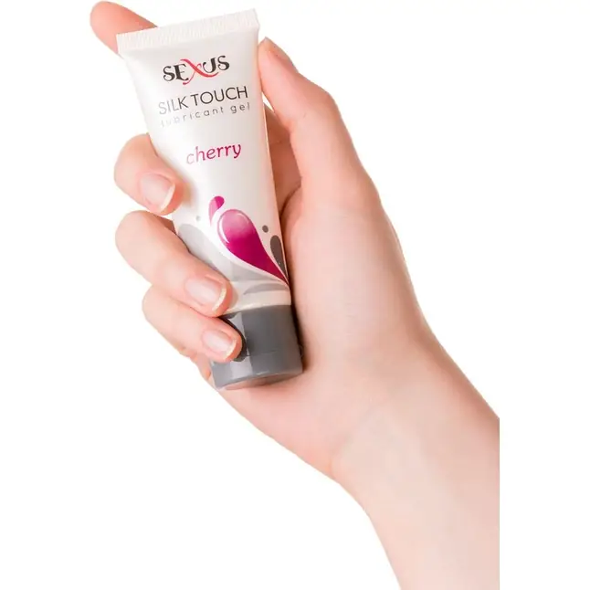 Увлажняющая смазка с ароматом вишни Silk Touch Cherry - 50 мл - Sexus Lubricant. Фотография 2.